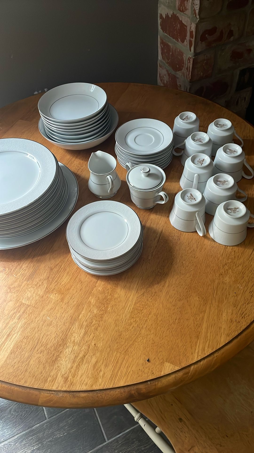 8 Piece China Set