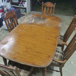 Kitchen Table w/ Chairs