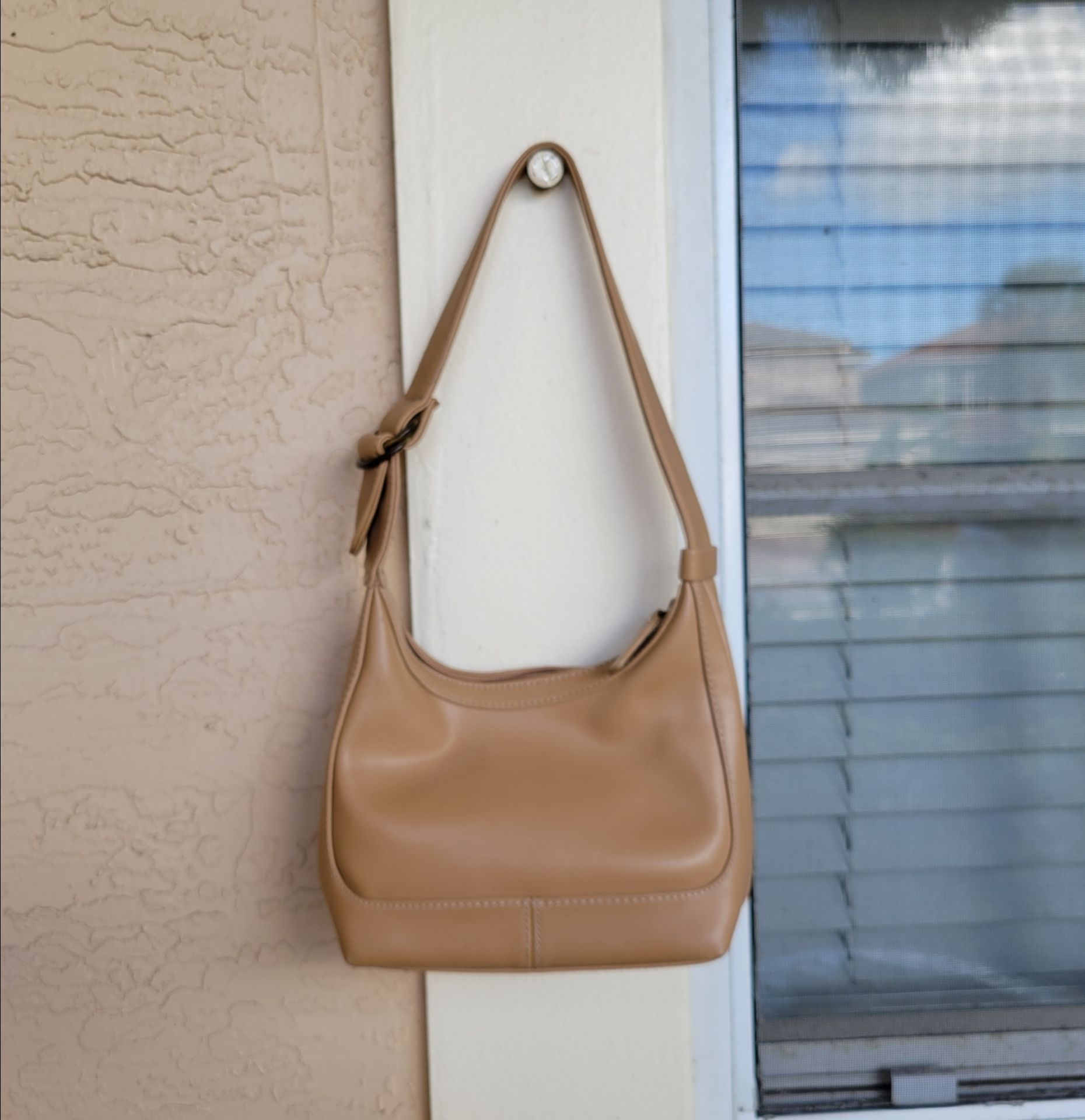 LADIES "NINE WEST" HANDBAG/SHOULDER BAG