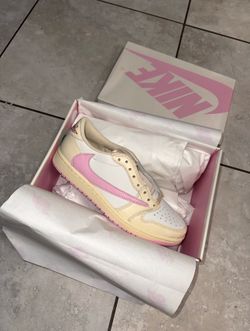 Travis Scott Shy Pink Jordan 1 Retro Low OG SP