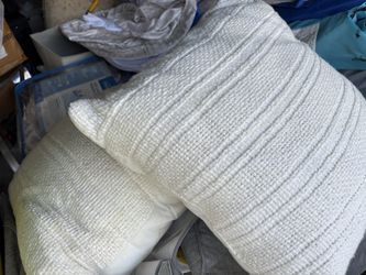 3 Large Throw Pillows