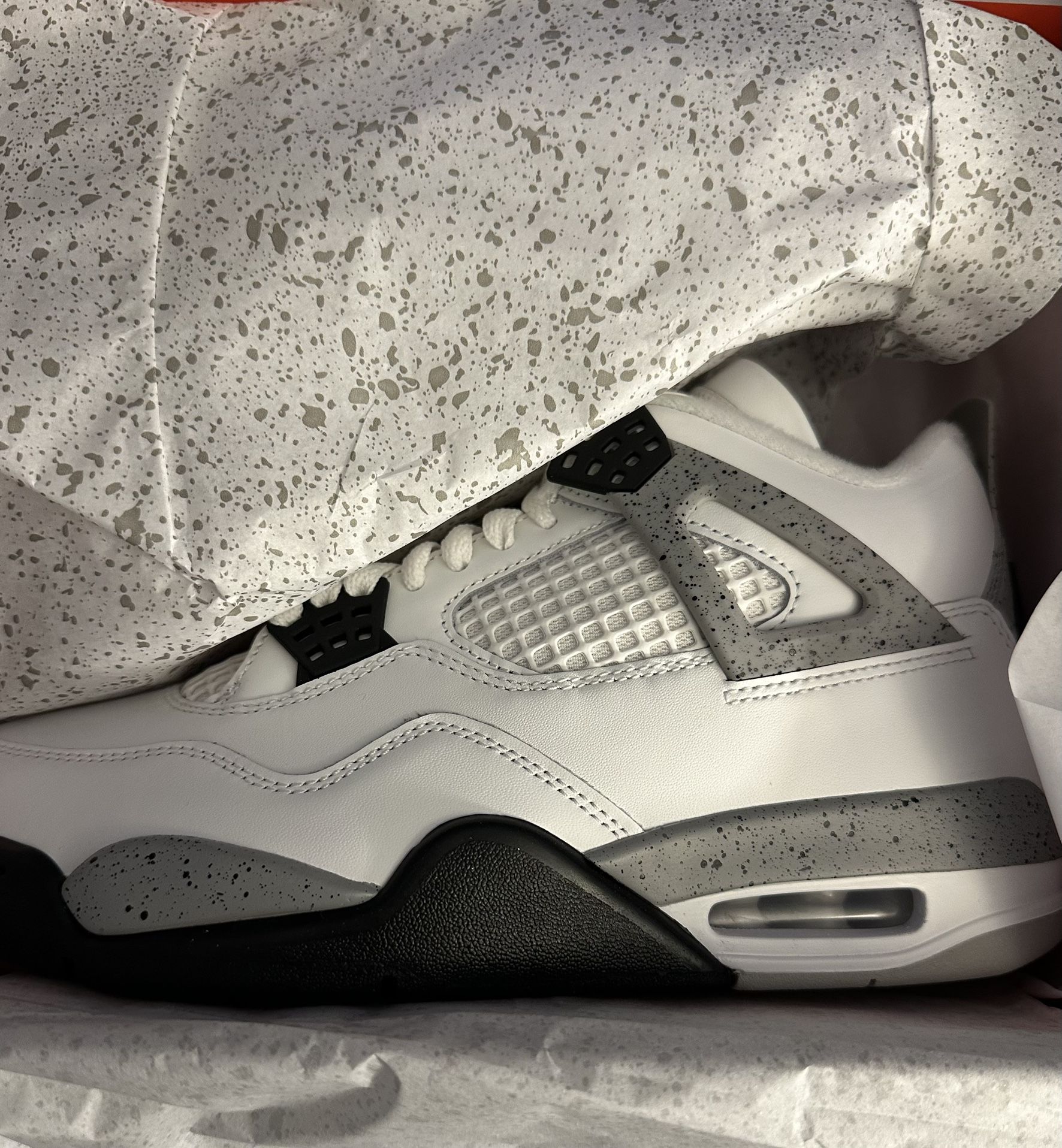 Jordan 4 Retro White Cement