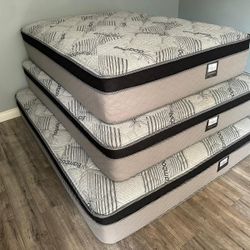 Full Bamboo Plush Comfort Europillow Top 12inch Matres!!