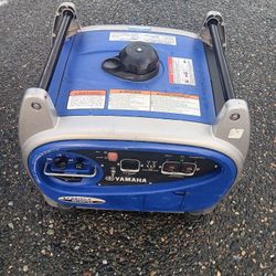 Yamaha EF2400 Inverter Generator Good Condition Runs Excellent.