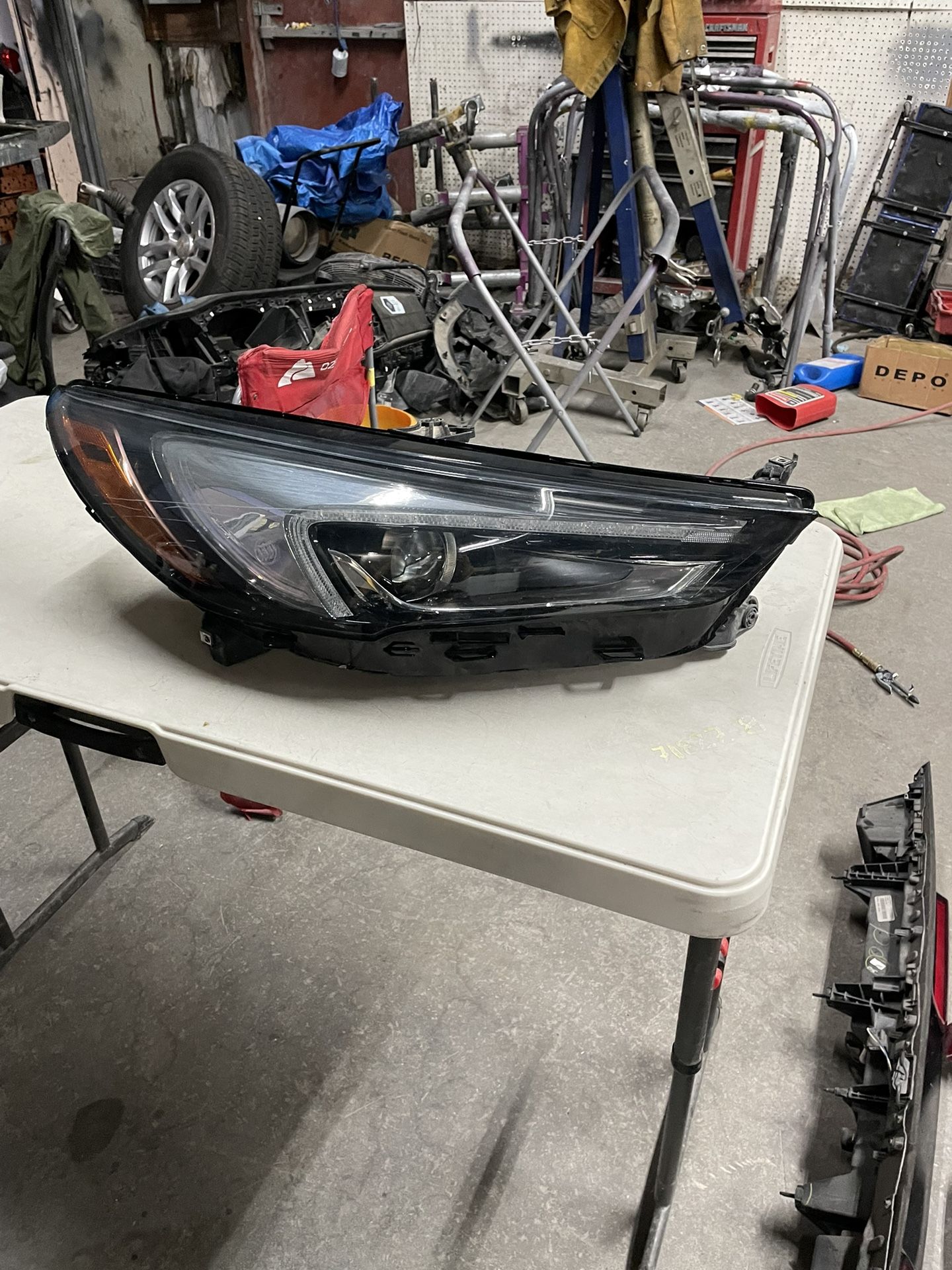 2018-2021 BUICK ENCLAVE HEADLIGHT FULL LED OEM