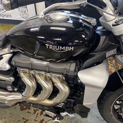 Triumph Rocket 3