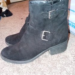 Women's 8 1/2 Boots Dv