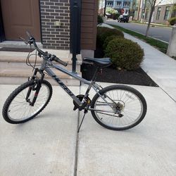 Rock creek huffy 24 grey and medium