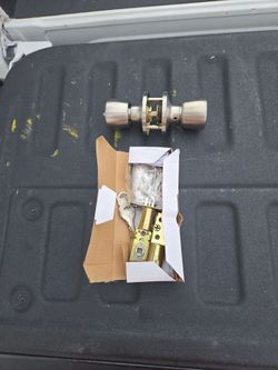 full lockable door knob with keys