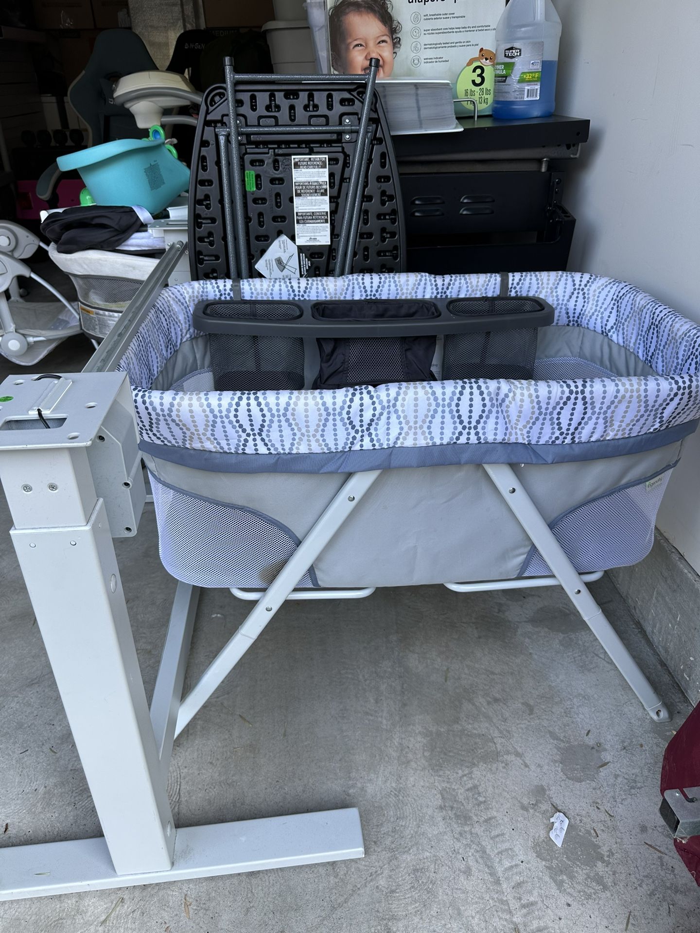 Baby Bassinet (Clean)