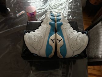 Jordan 9 powder blue size 10