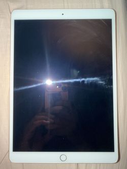 Apple iPad Pro 10.5” 256GB WiFi Only