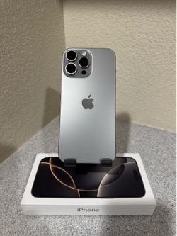 Apple iPhone 16 Pro Max 256GB Silver Unlocked