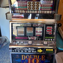 Large Slot Machine 