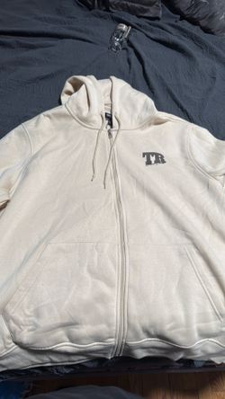 beige true religion sweater 3x