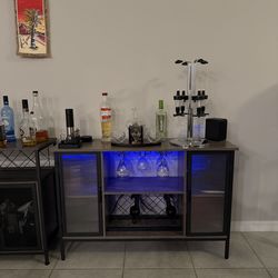 Bar stand