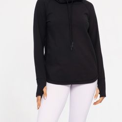 Active Hoodie Top  Outfit Inspiration   Whether you're up for adventure or ready for downtime, this longer version of our fan-favourite Define Jacket 