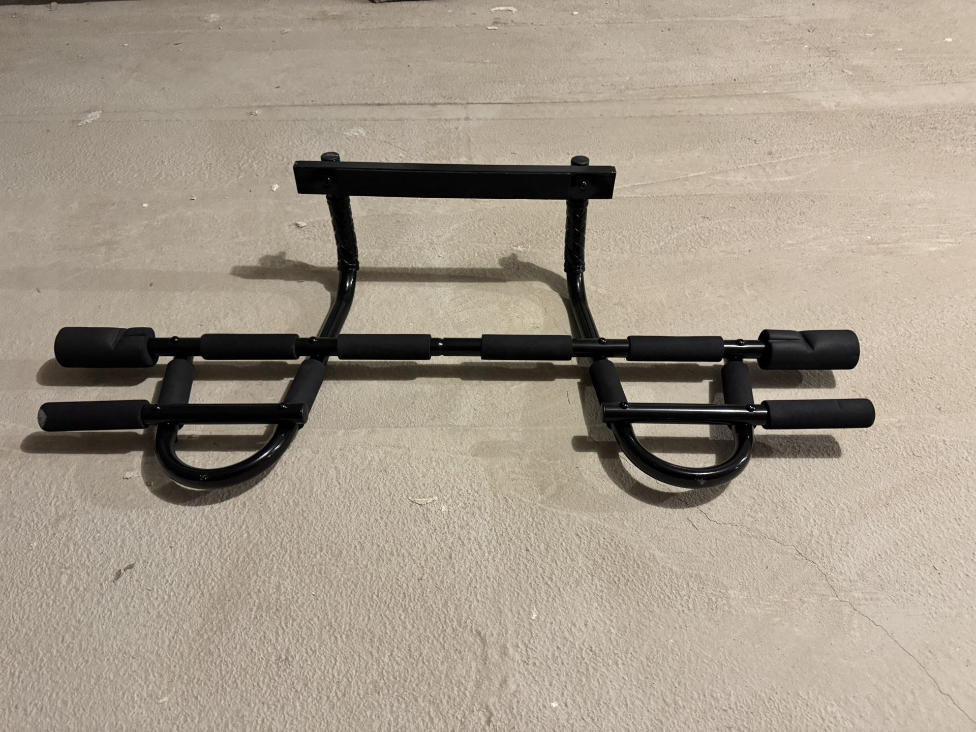 Doorway Pull Up Bar