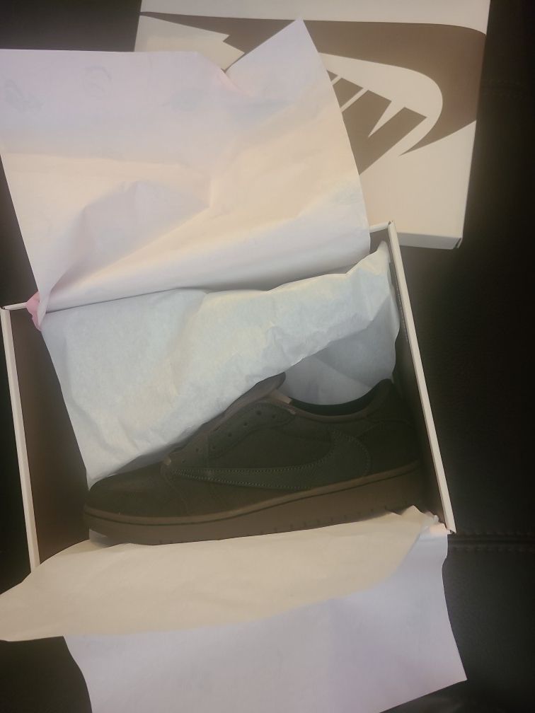 Jordan 1 Low OG SP Travis Scott Velvet Brown
