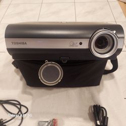 Toshiba DLP Projector. Fully functional with all accessories, remote and carrying bag included.