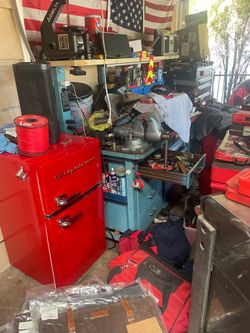 TOOLS GARAGE CLEANING