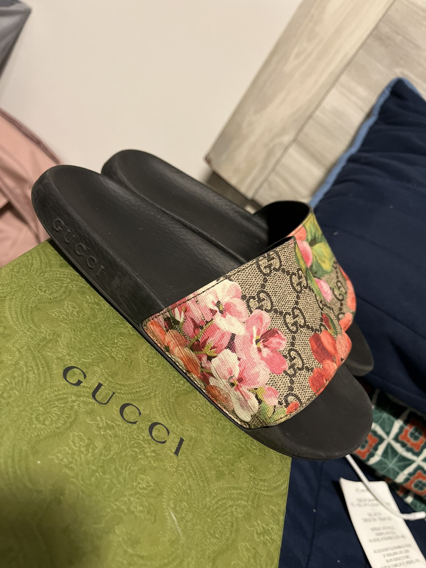 Gucci Slide 