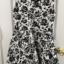 Beautiful Black and white Girls Dress