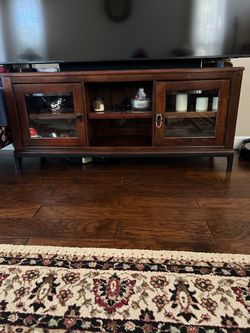 Tv stand
