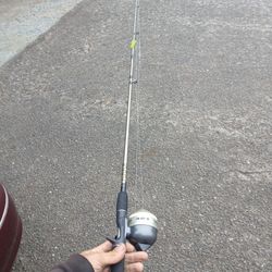 6ft  Medium Dura Action Spincaster Rod N Reel  W Tackle Kit