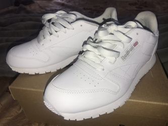 White classic Reebok’s