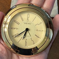Vintage Gold Tone Seiko Quartz Travel Clock With Alarm