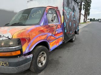 05 Chevrolet express truck