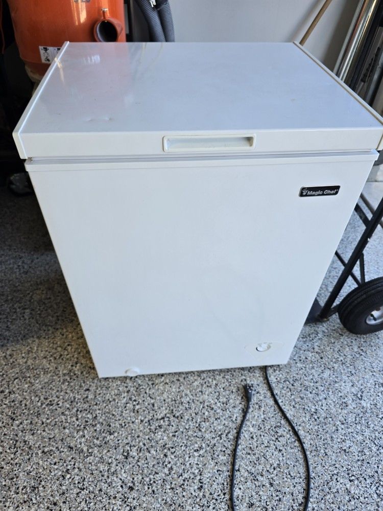 Magic Chef Freezer