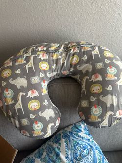 Boppy pillow