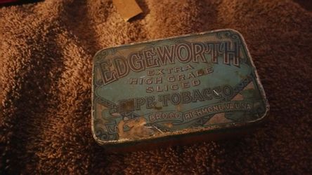 Edgeworth Tobacco tin