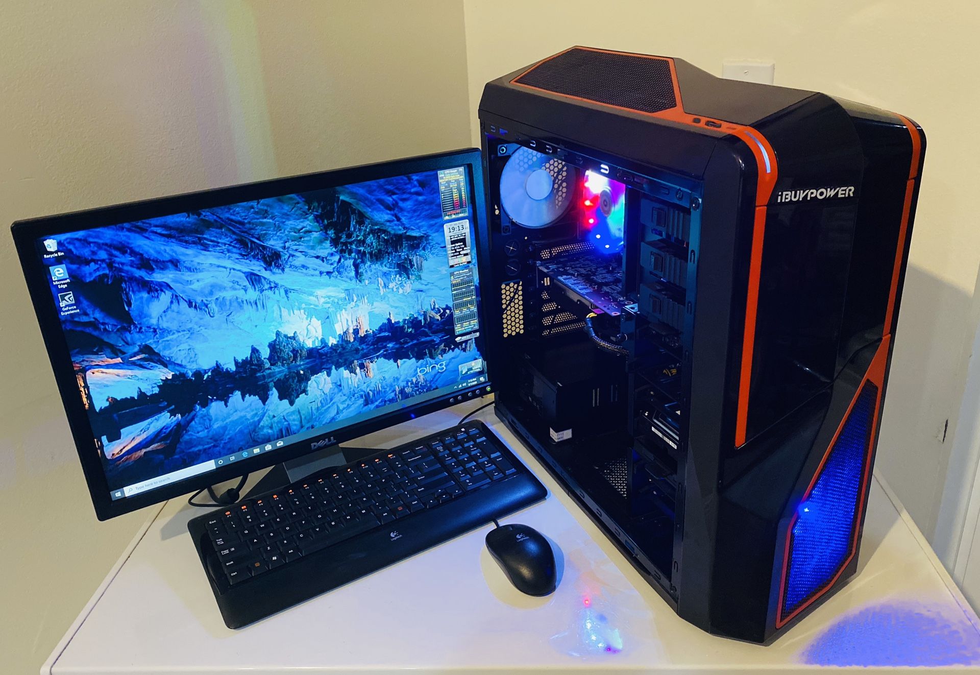 Gigabyte Gaming EightCore AMD@ 4 GHz, 3 Display Ready. NVidia GTX 1050 4G, 500 HDD, 8GB RAM, 14USB, WIFI, 22” DELL Monit/Keyb/Mouse, Win10 Pro