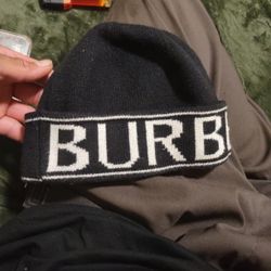 Burberry Beanie 