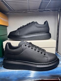 Alexander McQueen Black