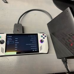 Asus ROG Ally Z1 Extreme, 2tb SSD, XG Mobile 6850M XT, ROG Case