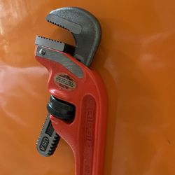 RIDGED END PIPE WRENCH 12 INCH