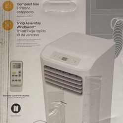 Portable Air Conditioner - Hisense 250sq ft