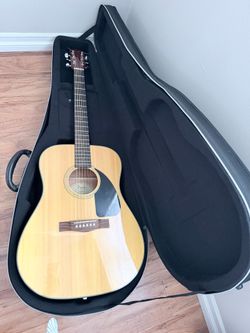 Fender DG-60 NAT acoustic guitar