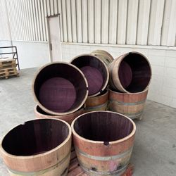 High Quality Wine Barrel Planter 