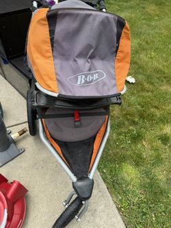 BOB stroller In Good Conditioner