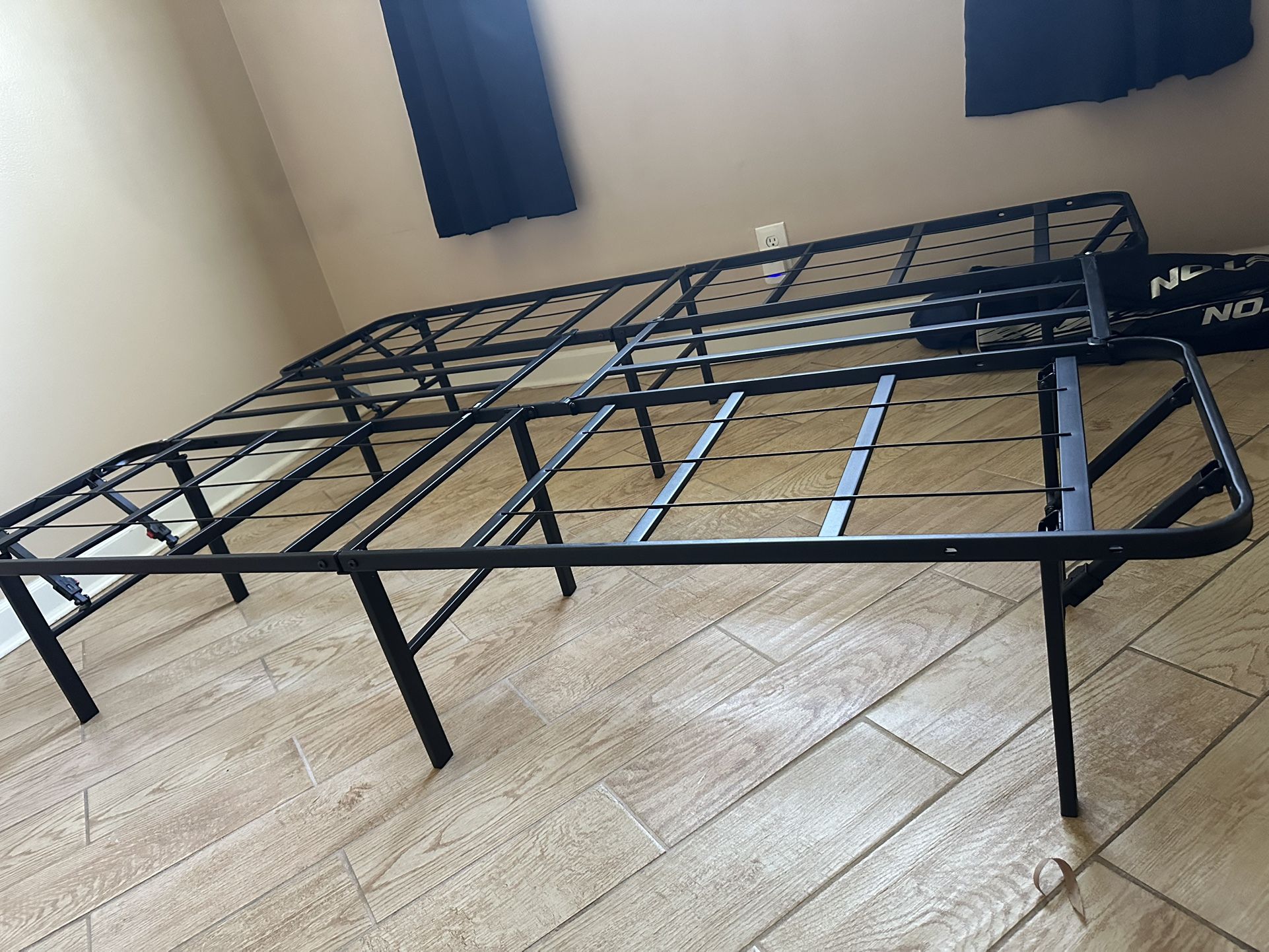 Collapsible Bed Frame