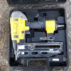 Deealt 16 Gauge Trim Gun