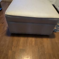 Ivory or Gray Nailhead trim Ottoman 32" x 32"Wheels large storage