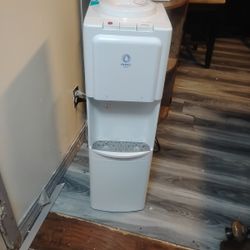 Water Dispenser 
