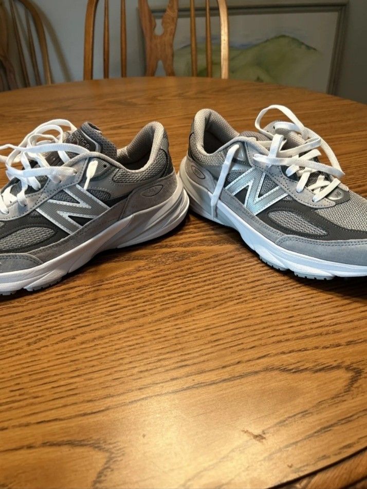 I Sport New Balance Sneakers To Avoid a Narrow Path 🏃‍♂️