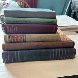 Lot Of Vintage Shakespeare And Theater Books 